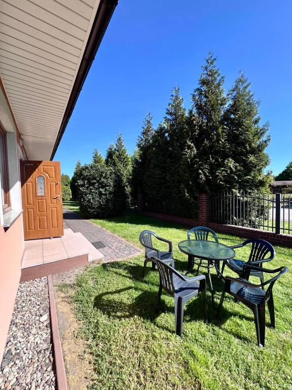 Vonkajšia záhrada v ubytovaní Apartamenty Amber Wyspa