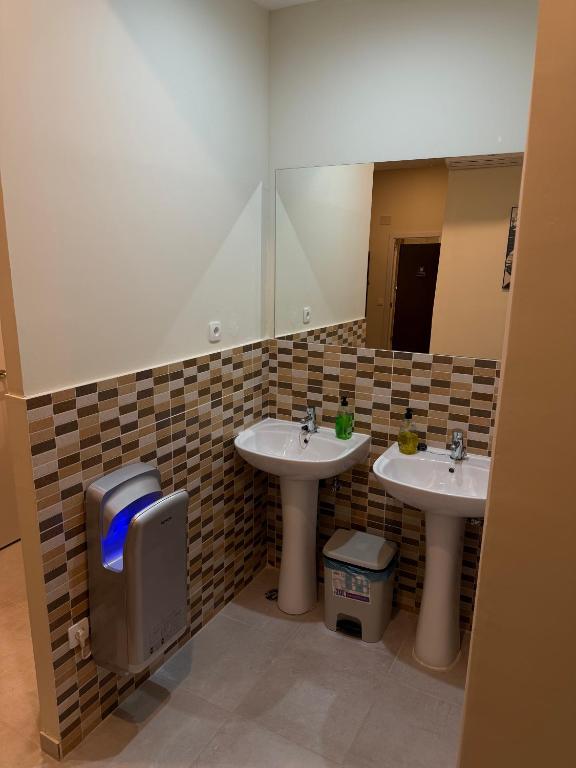 ROX Madrid - Litera En Habitación Compartida Femenina