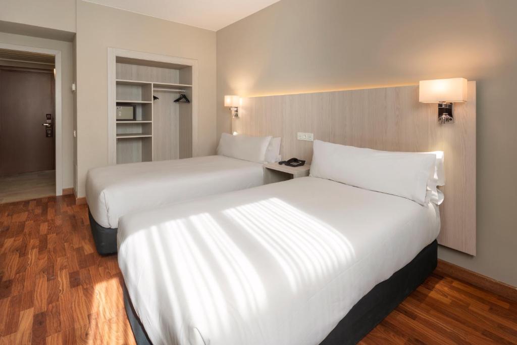 B&B HOTEL Zaragoza Royal - Resim 19