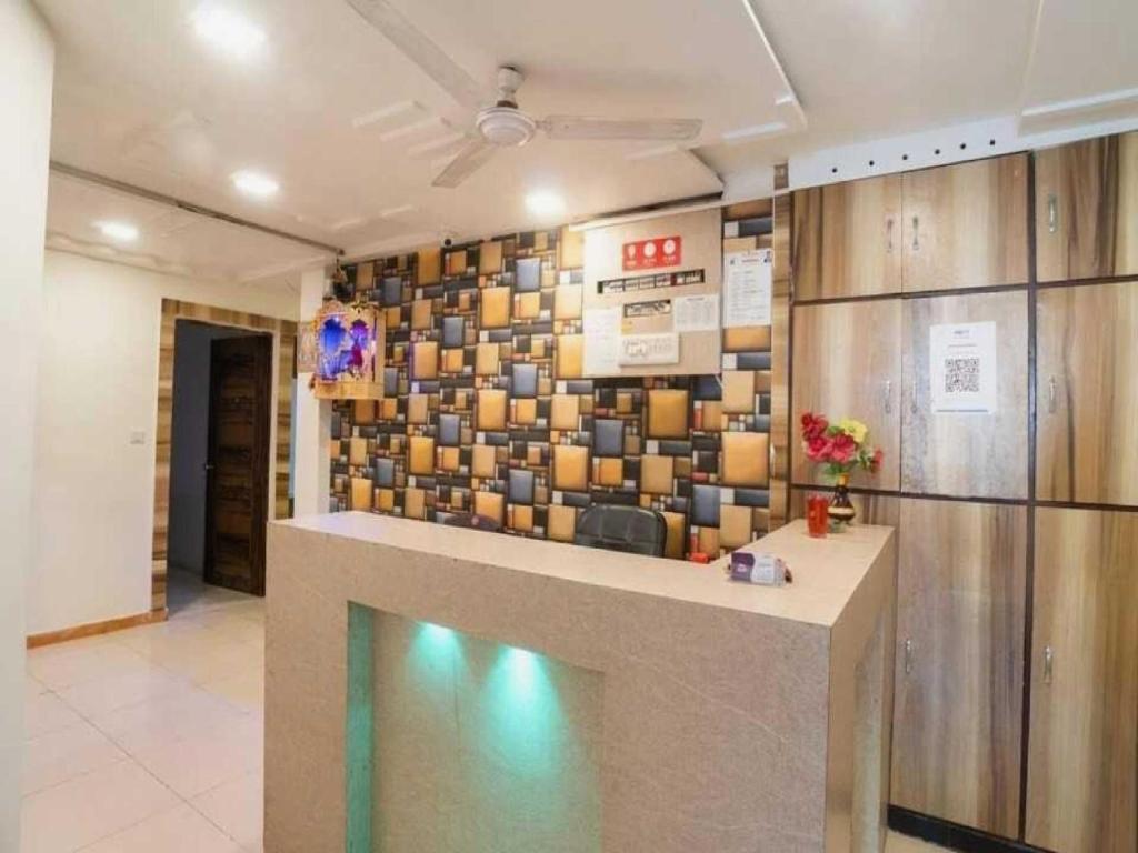 Fotografie z fotogalerie ubytování Hotel O Swell v destinaci Ahmadábád