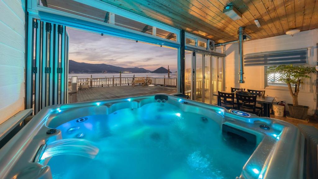 Příroda nedaleko penzionu