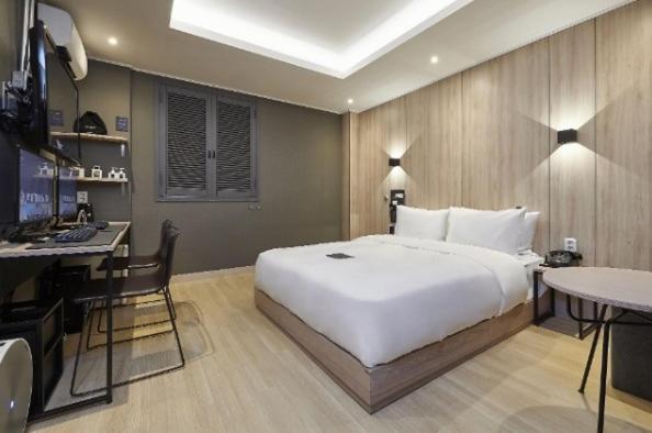 Postel nebo postele na pokoji v ubytování Daejeon Just Sleep Hotel Daejeon Dunsan Branch