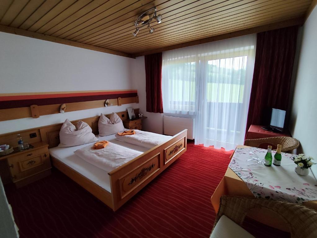 Postel nebo postele na pokoji v ubytování Privatzimmer Pendl