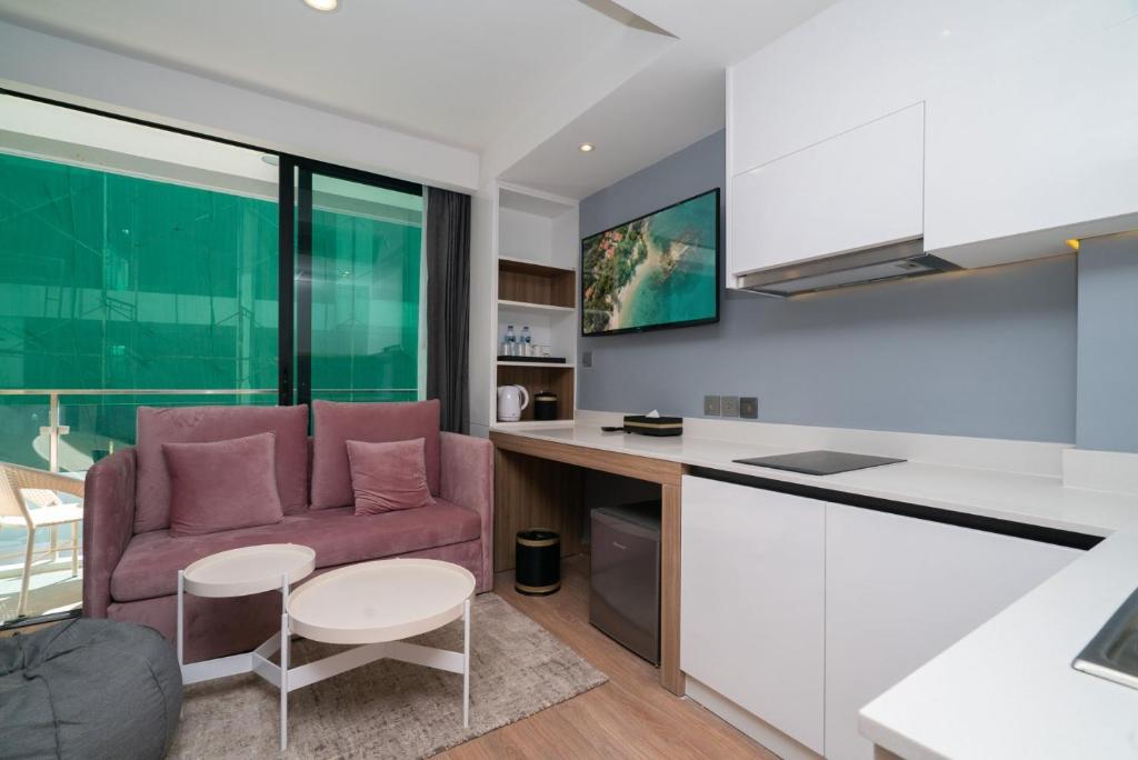 
One Bedroom Deluxe No View
