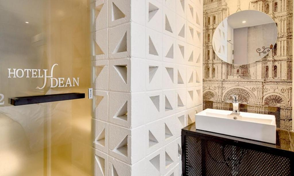 Changwon Dean Hotel - Deluxe Doppelzimmer