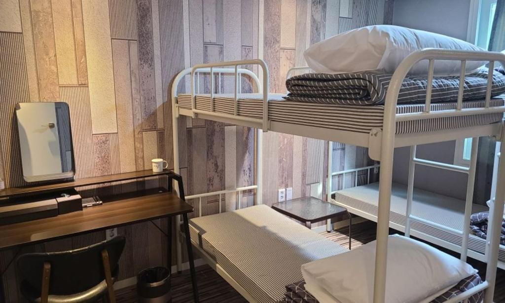 Changwon Dean Hotel - Familienzimmer
