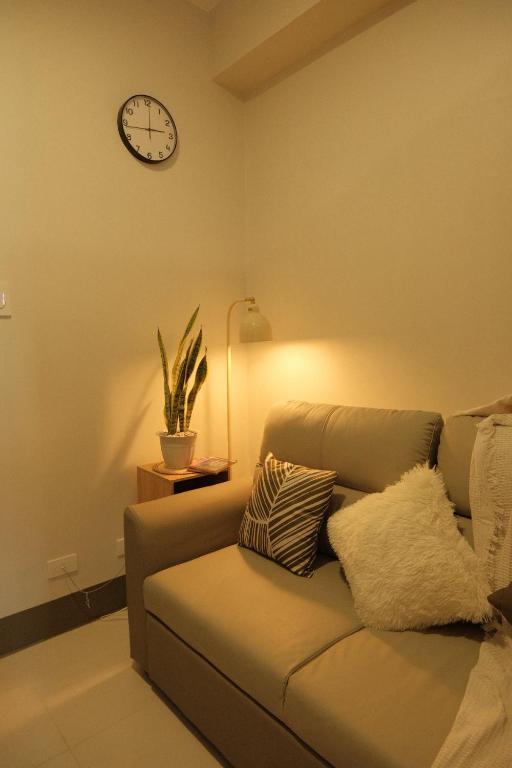 The Metro Suite - 1BR Condo 36F with City View