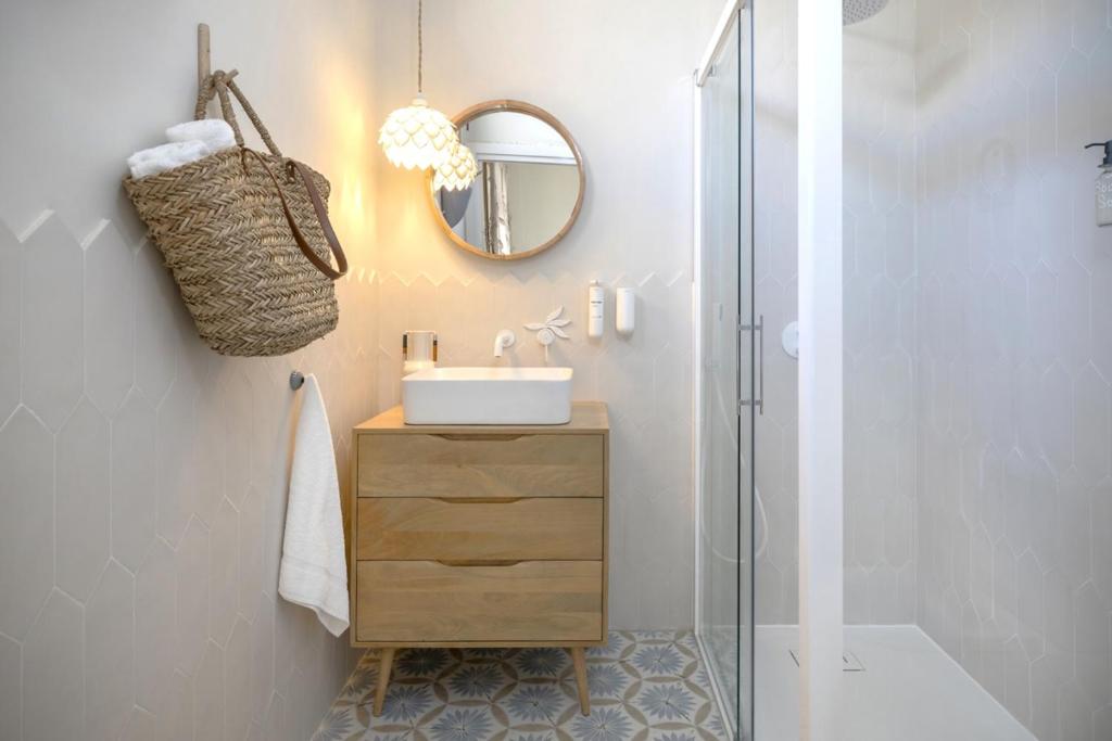 Koupelna v ubytování Montroig 5 hotel boutique