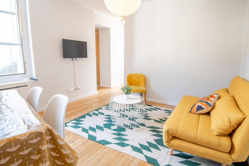 Photo de la galerie de l'établissement AU VINCI JAUNE NEW APARTMENT 4pers, à Amboise