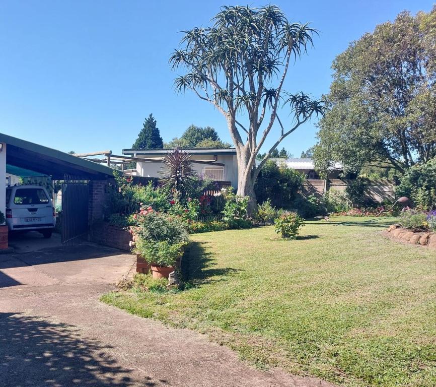 Κήπος έξω από το Apartment in Howick