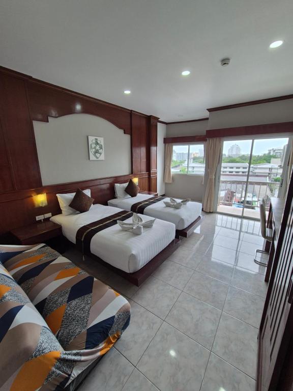 New Forest Patong - Resim 12