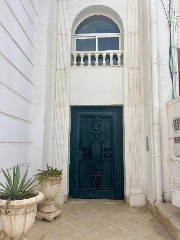 Exteriér nebo vchod ubytování Carthage les pins, Central apartment in la Marsa
