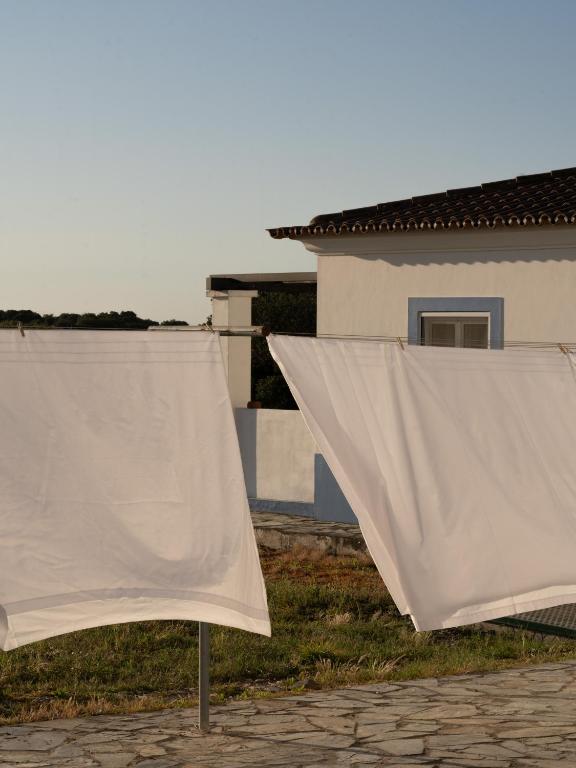 Fotografie z fotogalerie ubytování Change The World - Herdade Monte do Peral v destinaci Montes Juntos