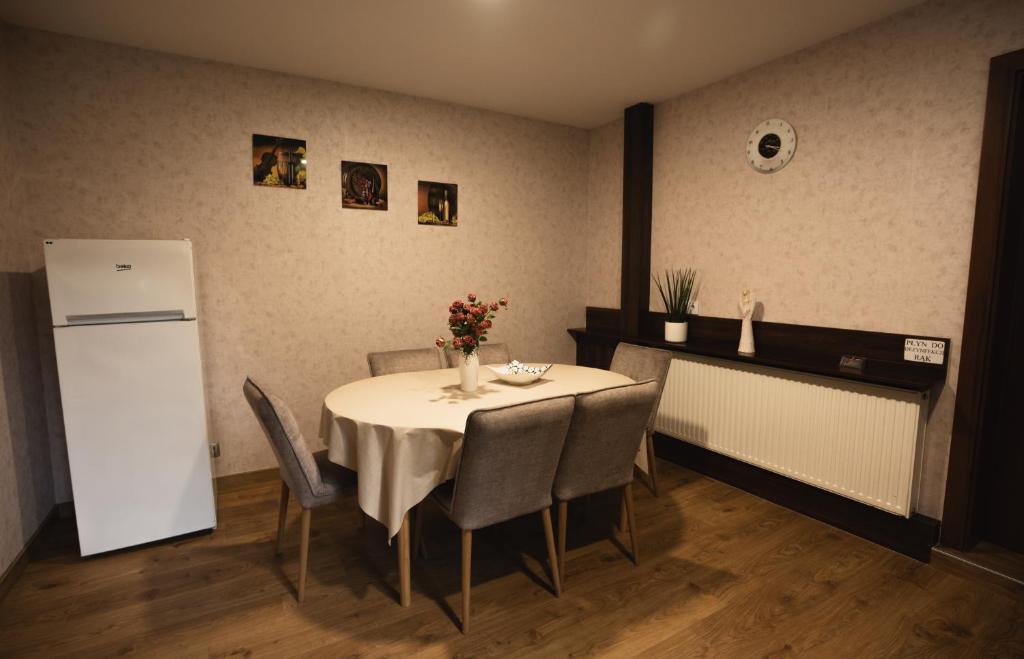 Kuchyň nebo kuchyňský kout v ubytování Noclegi