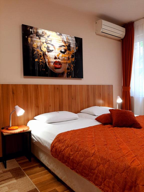 Ένα ή περισσότερα κρεβάτια σε δωμάτιο στο Private Rooms Silvia