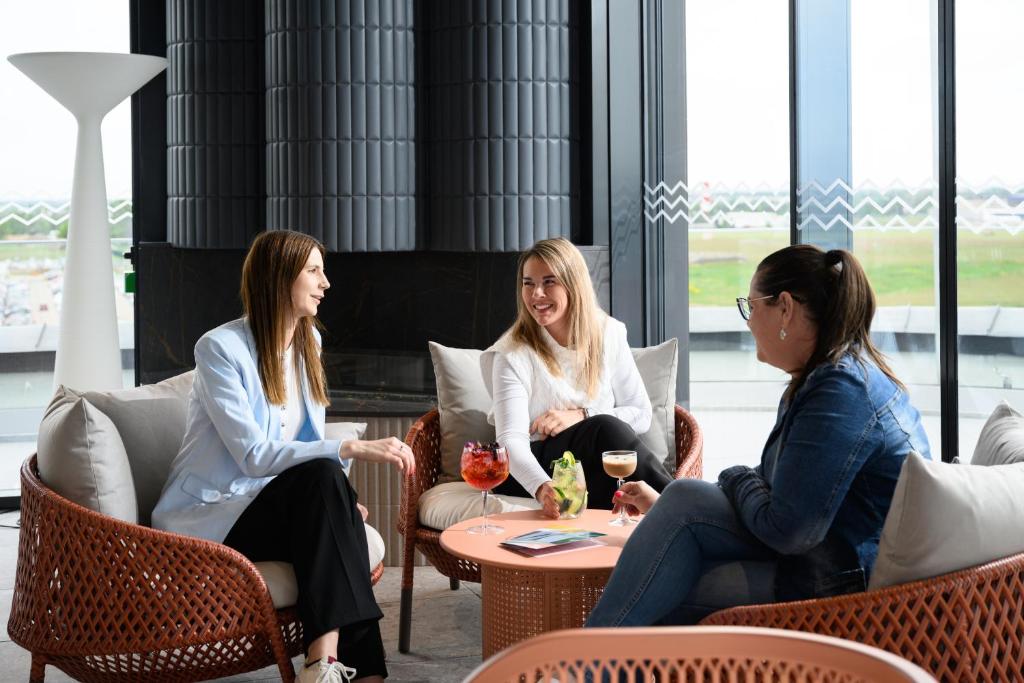 TRIBE Budapest Airport - Resim 45