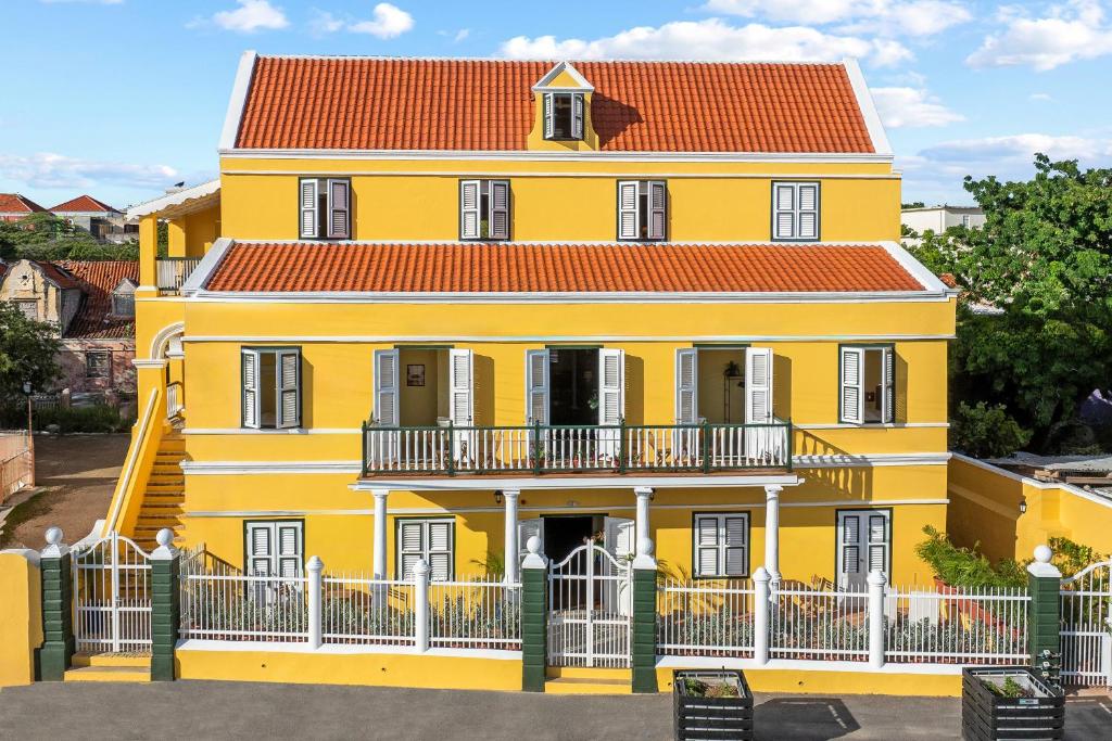 Budova, kde se hotel nachází