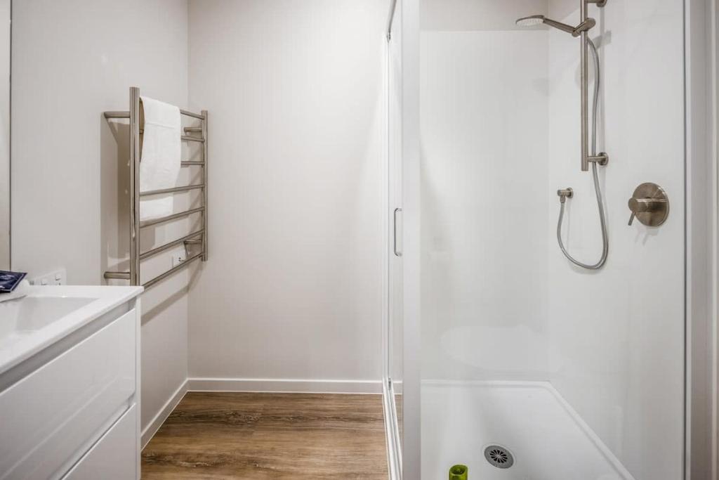 Birch Street Solo Haven - Resim 22