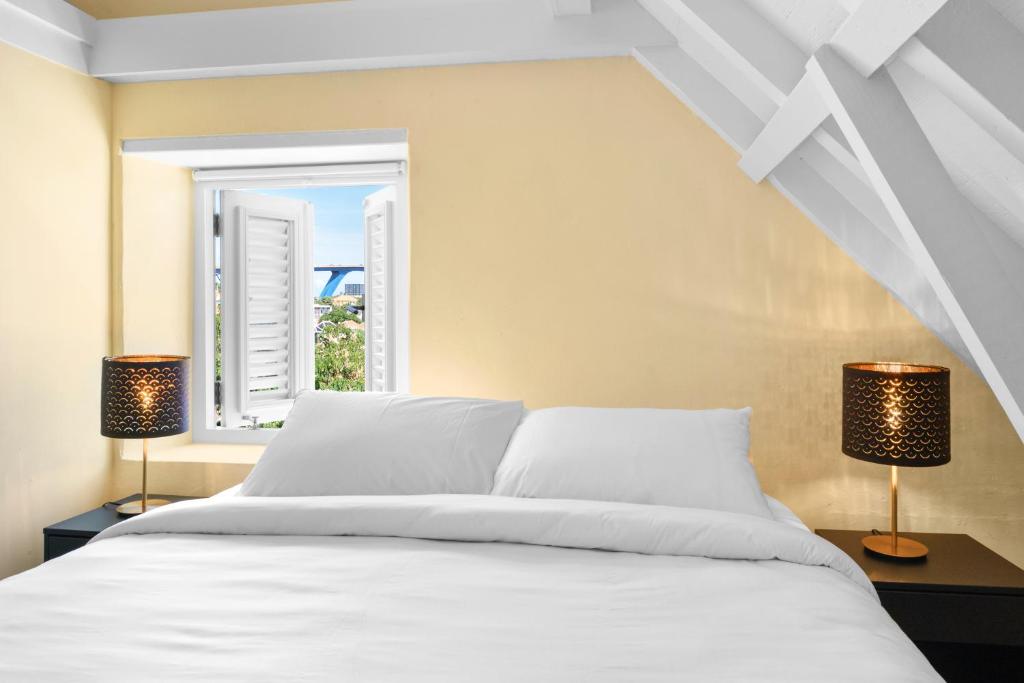 Postel nebo postele na pokoji v ubytování Drift Hotels