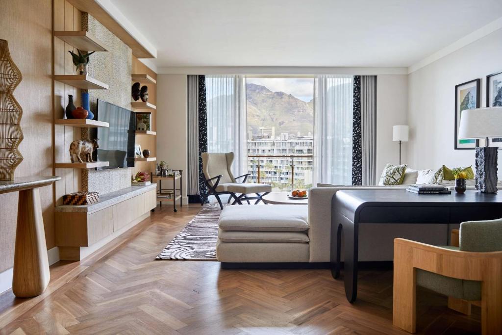 Uma área de estar em One&Only Cape Town