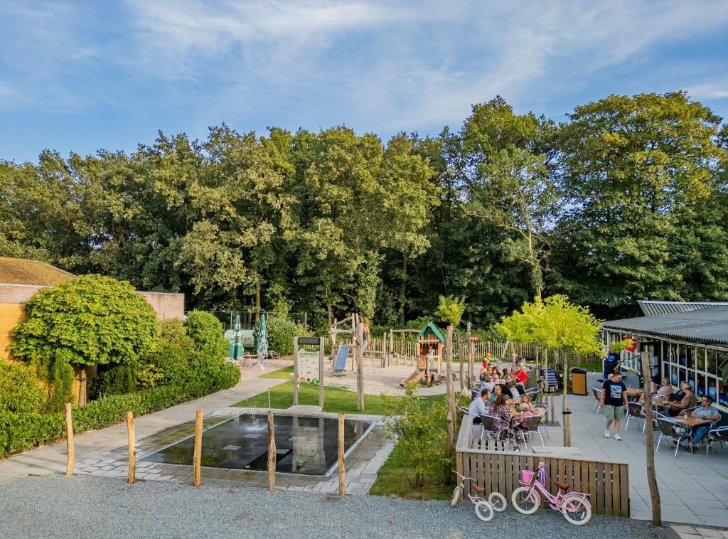 Zahrada ubytování Camping Marvilla Parks Friese Meren - Roan