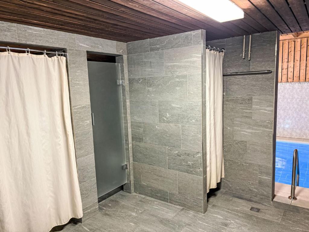 Koupelna v ubytování Apartment Apt B 068 by Interhome