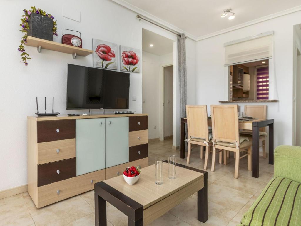 Kuchyňa alebo kuchynka v ubytovaní Apartment Jardines del Mar III - Marina d'Or-3 by Interhome