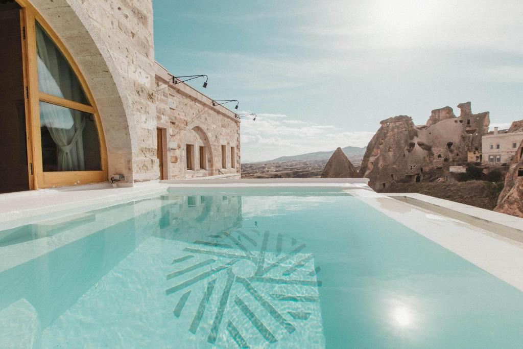 Millstone Cave Suites Hotel - 18