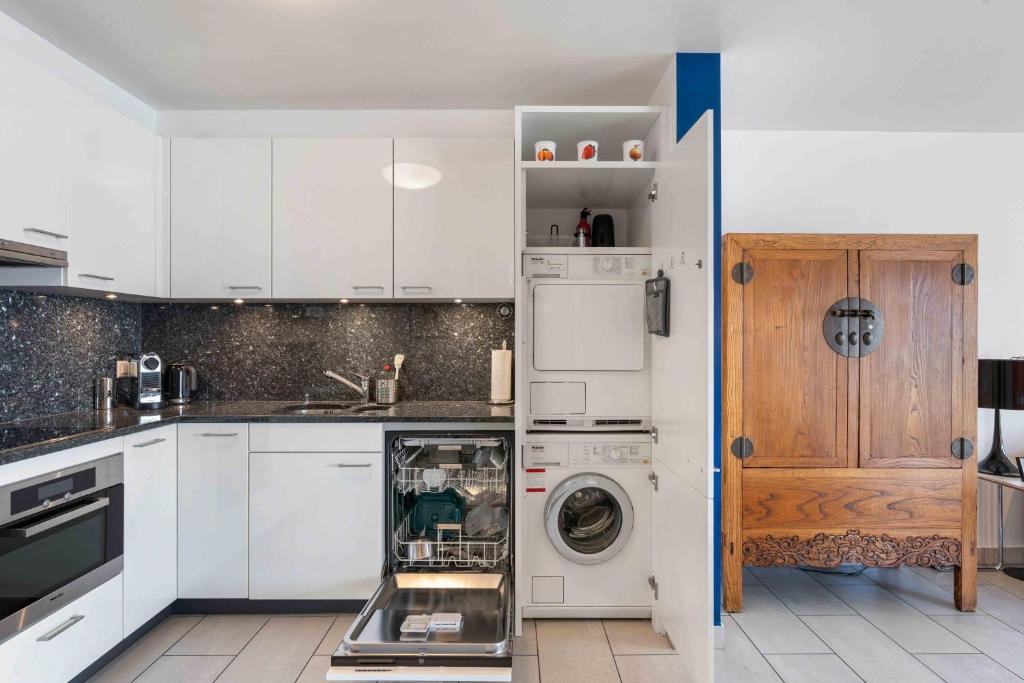 Kuchyň nebo kuchyňský kout v ubytování Residenza Acapulco