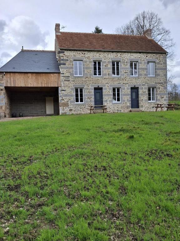 Photo de la galerie de l'établissement Maison charmante, à Rânes