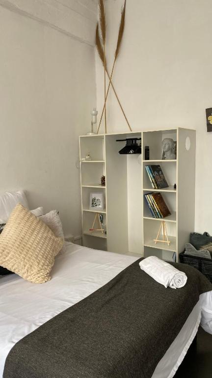 Katil atau katil-katil dalam bilik di Hidden gem for creatives in maboneg