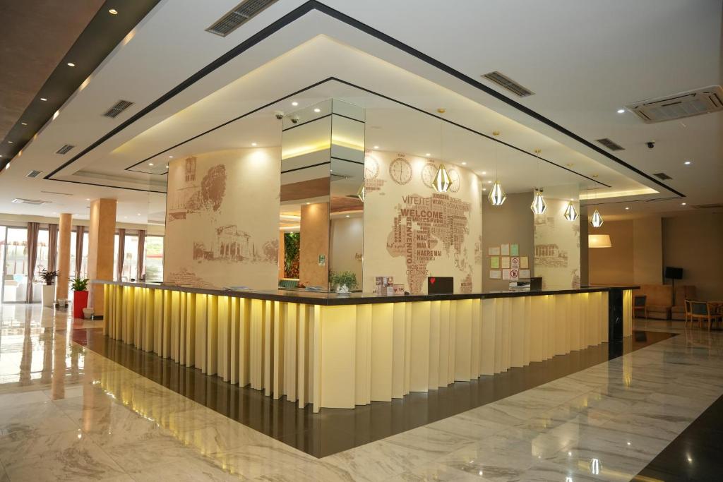 Vstupní hala nebo recepce v ubytování Horizont Hotel