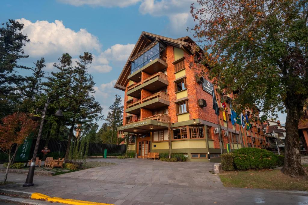 Hotel Laghetto Gramado em Gramado - Foto Booking.com