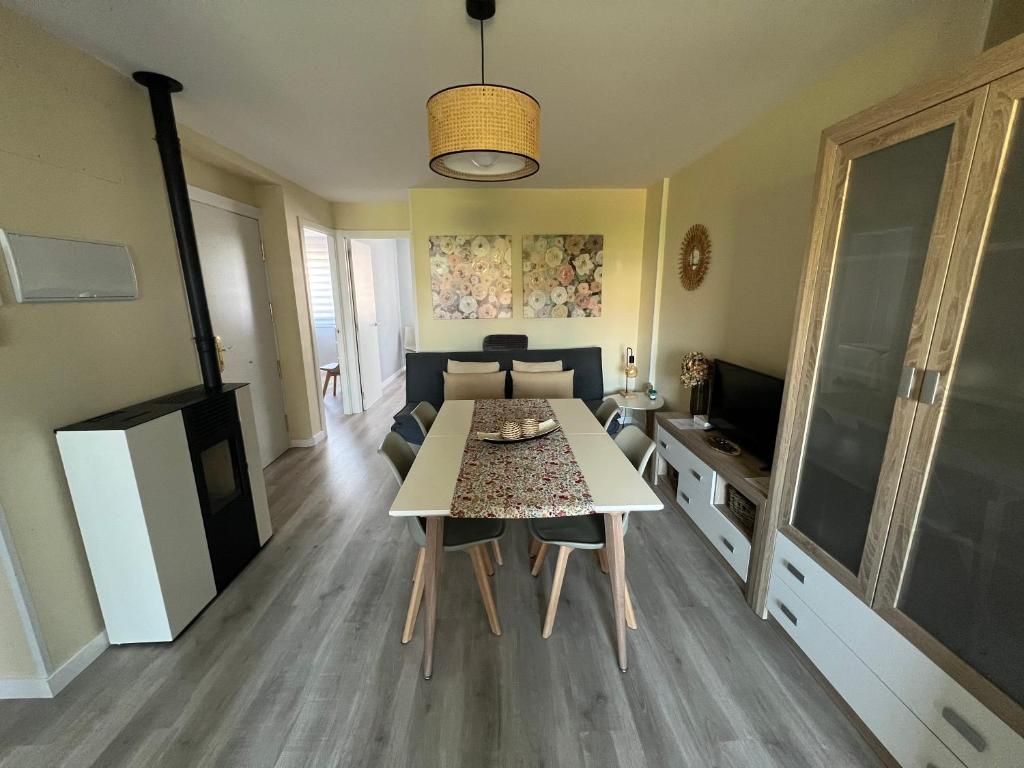 Kuchyň nebo kuchyňský kout v ubytování Apartamento da Fraga