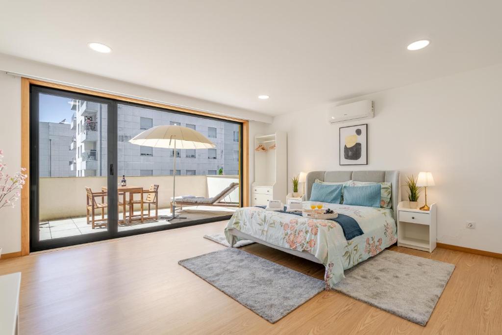 Host Wise Stylish Studio with Garage