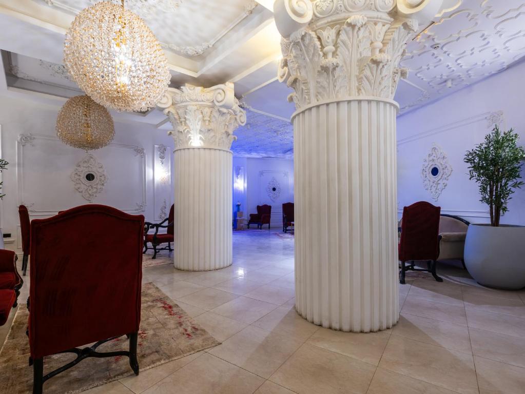 Posezení v ubytování Panorama Ramsis Hotel & Cafe
