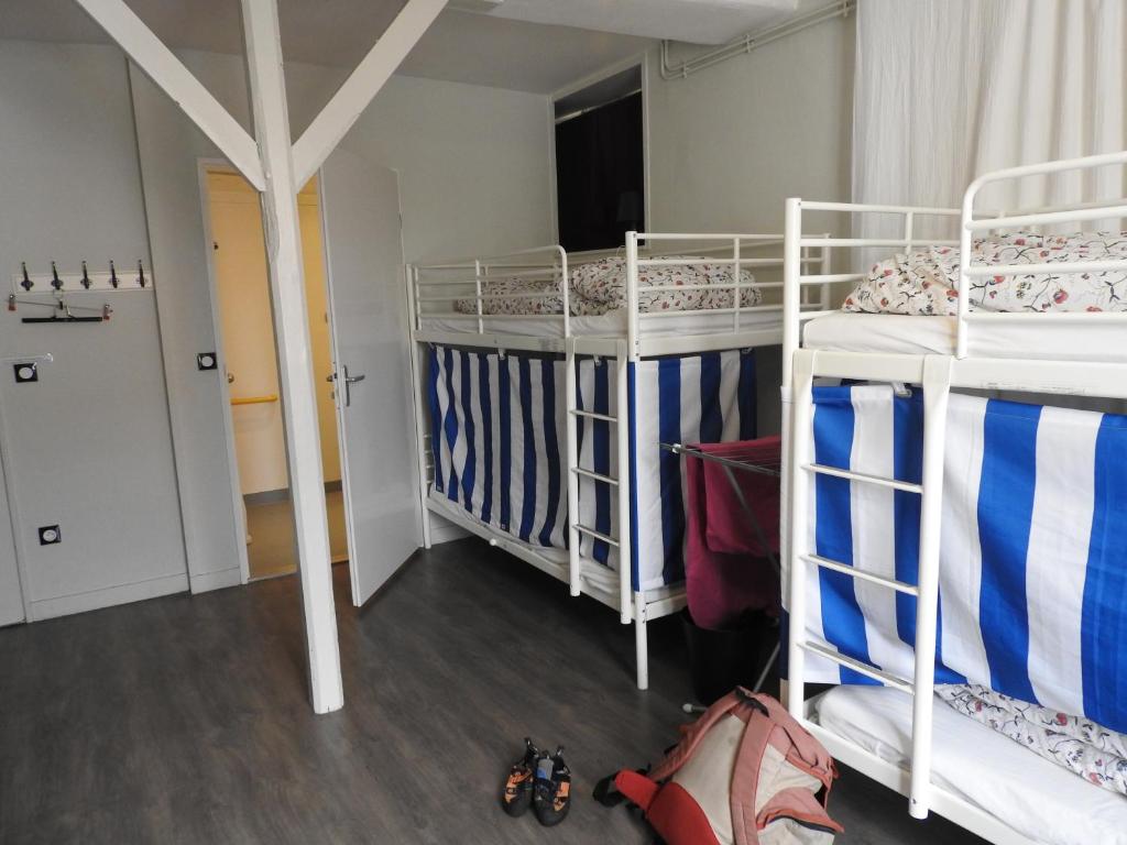 Fontaineblhostel hostel & camping near Fontainebleau - Bed In Een Gemengde Slaapzaal Met 6 Bedden