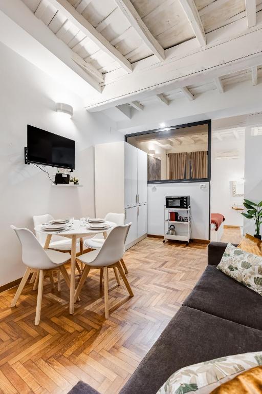 Roman Trastevere apartment - Rome Dream Home