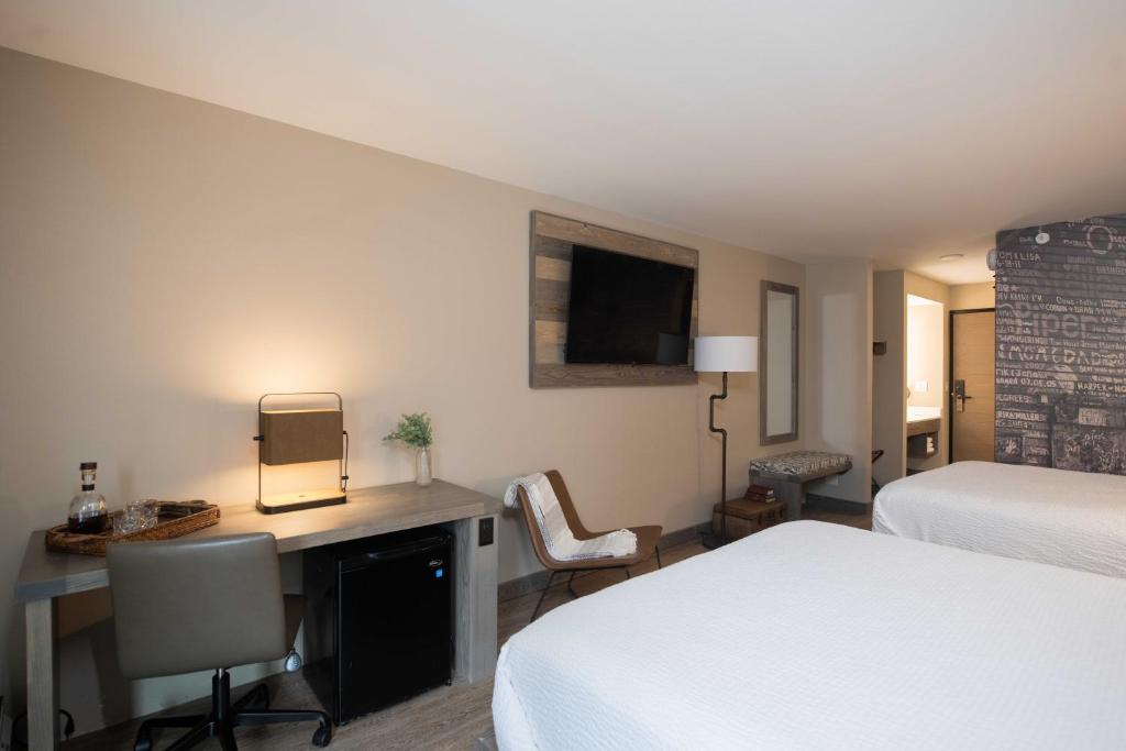 The Wisconsin Hotel & Conference Center - QQV - Double Queen Avec Vue Sur La Cour