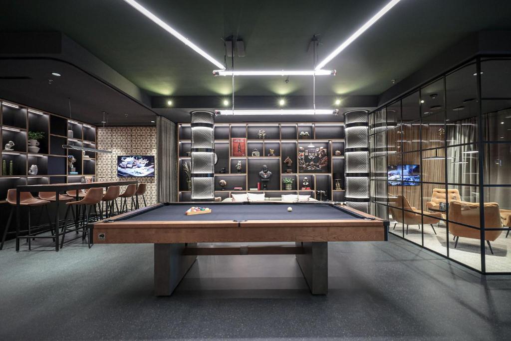 Revier Hotel Säntispark - Resim 9