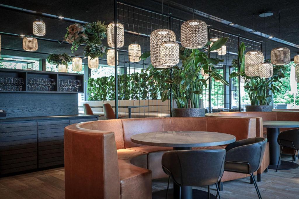 Revier Hotel Säntispark - Resim 16