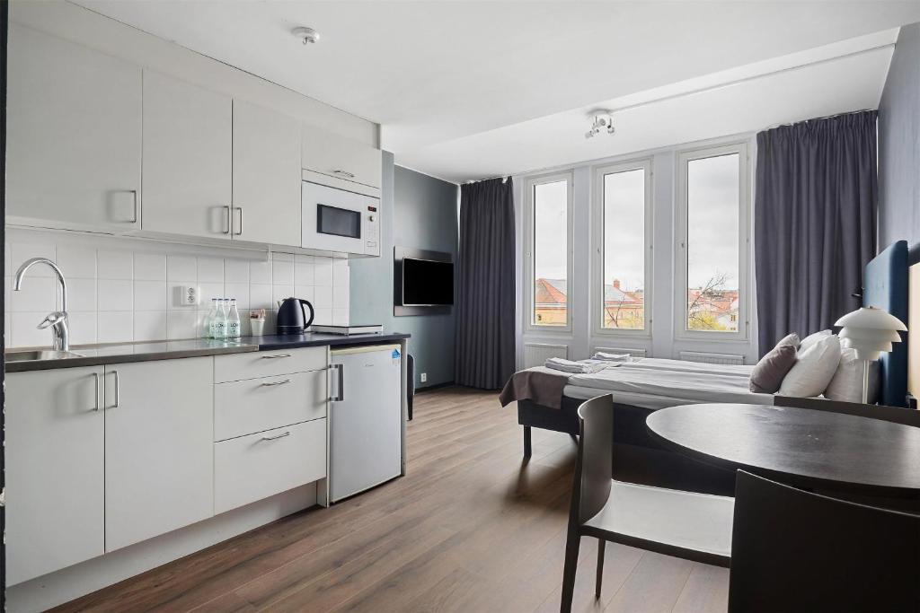 Kuchyň nebo kuchyňský kout v ubytování Best Western Hotel Norrkoping City