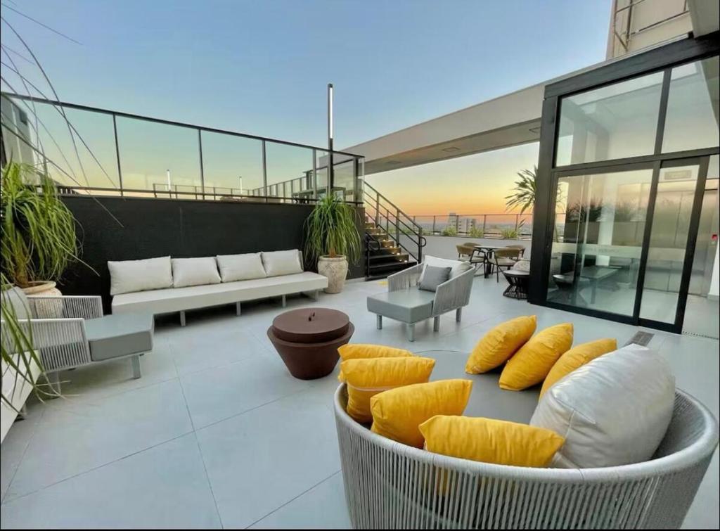Χώρος καθιστικού στο Ultra Luxury Oasis with Wine Cellar and Absolute Comfort