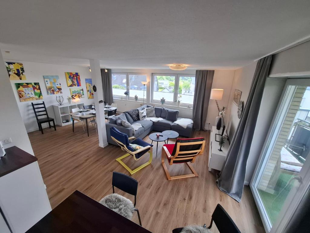 Χώρος καθιστικού στο Penthouse Panoramablick Rosie - Monteure Willkommen!
