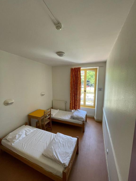 Hostel Rennes - Stapelbed In Gemengde Slaapzaal