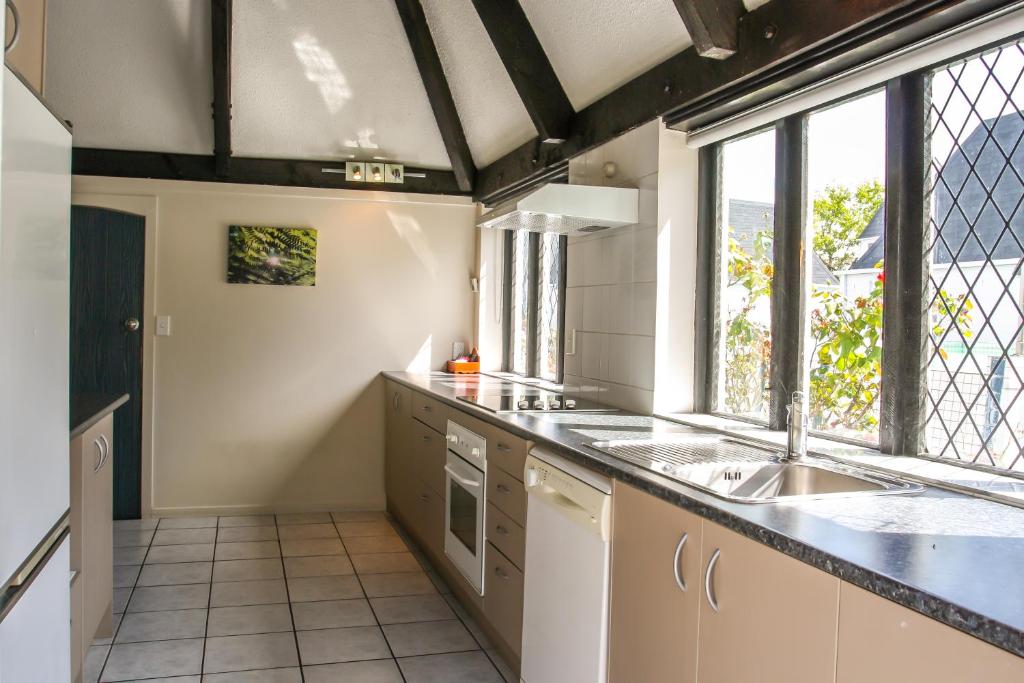 Camelot Motor Lodge - Resim 22