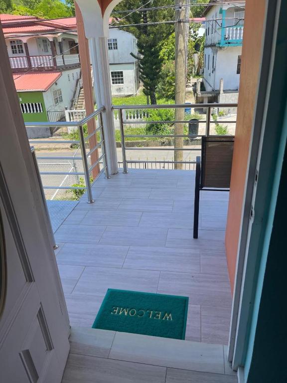 Balkón nebo terasa v ubytování Sweethaven in Anse-Ger, 20 min from airport