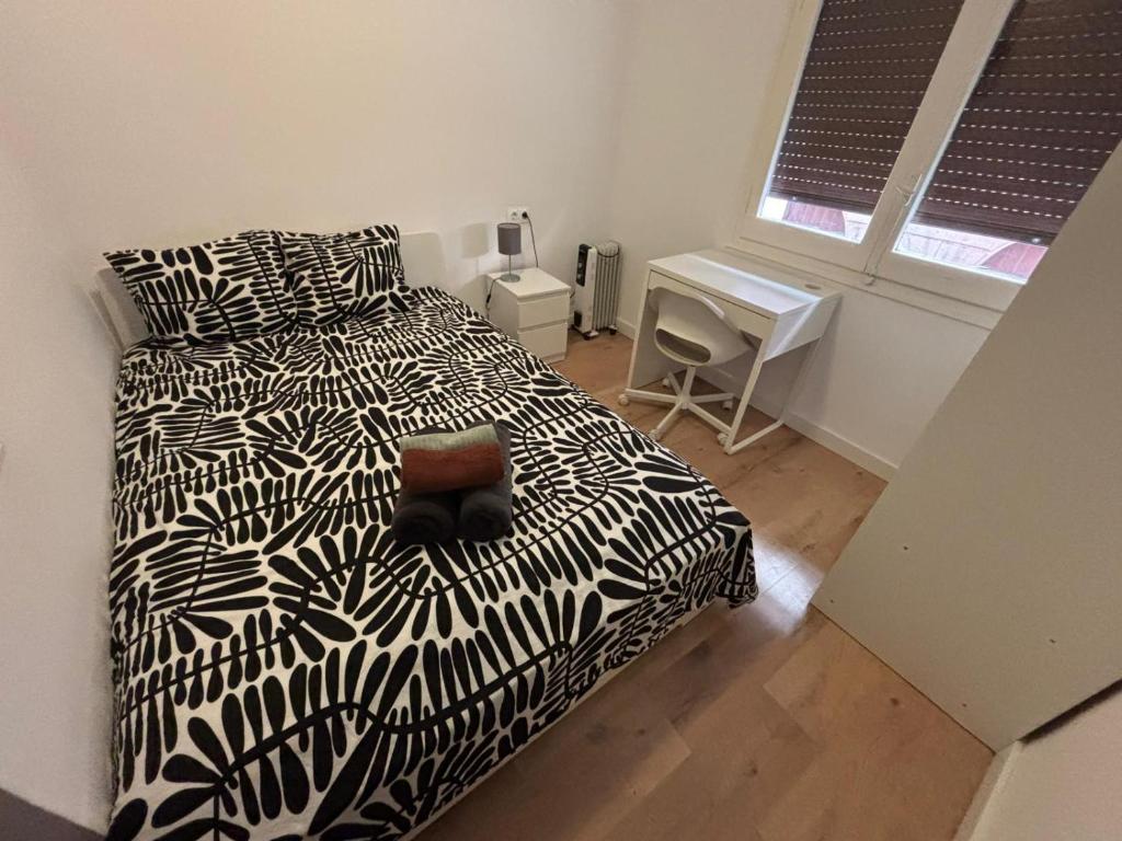 Postel nebo postele na pokoji v ubytování Beautiful rooms for rent in Tarragona center