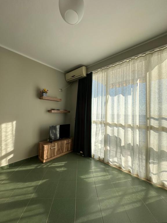 Fotografie z fotogalerie ubytování Eri Apartments 4 v destinaci Shëngjin
