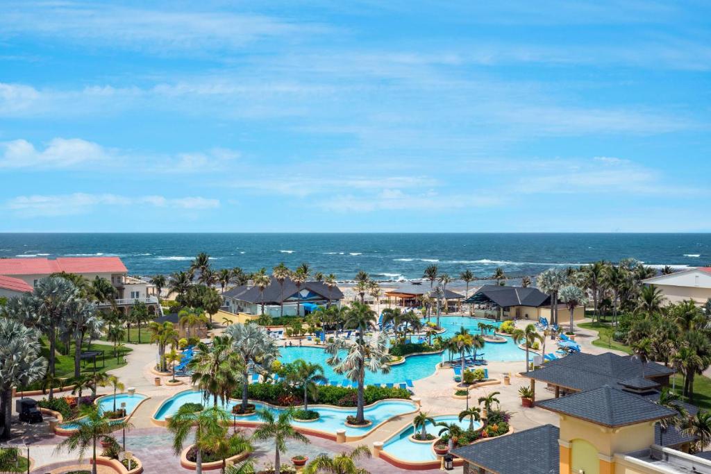 Bazén v ubytování St Kitts Marriott Beach Resort, Casino & Spa nebo v jeho okolí
